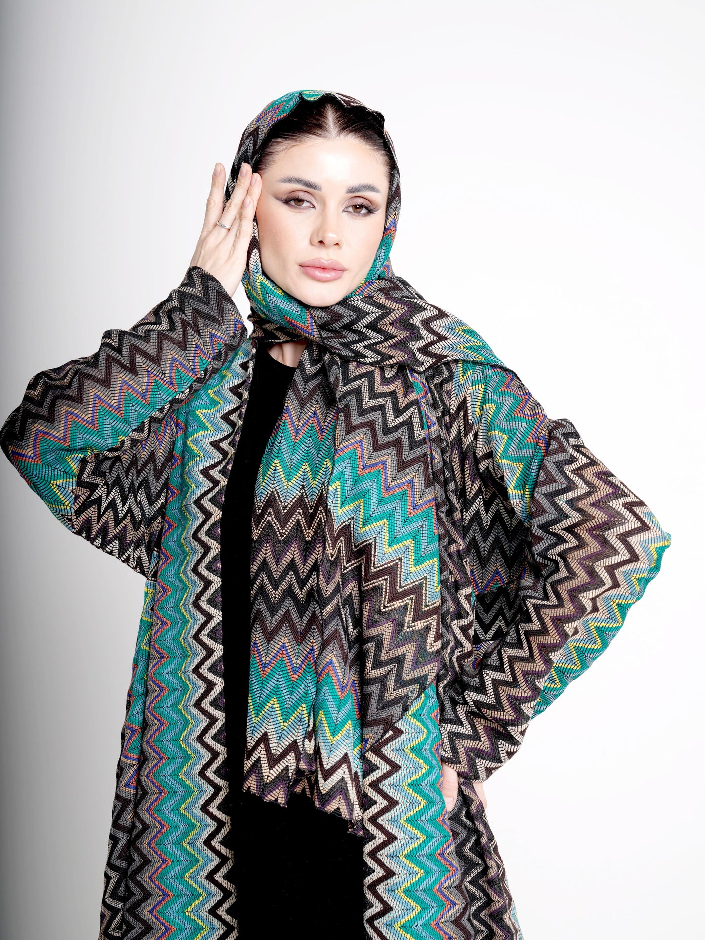wave Pattern Abaya