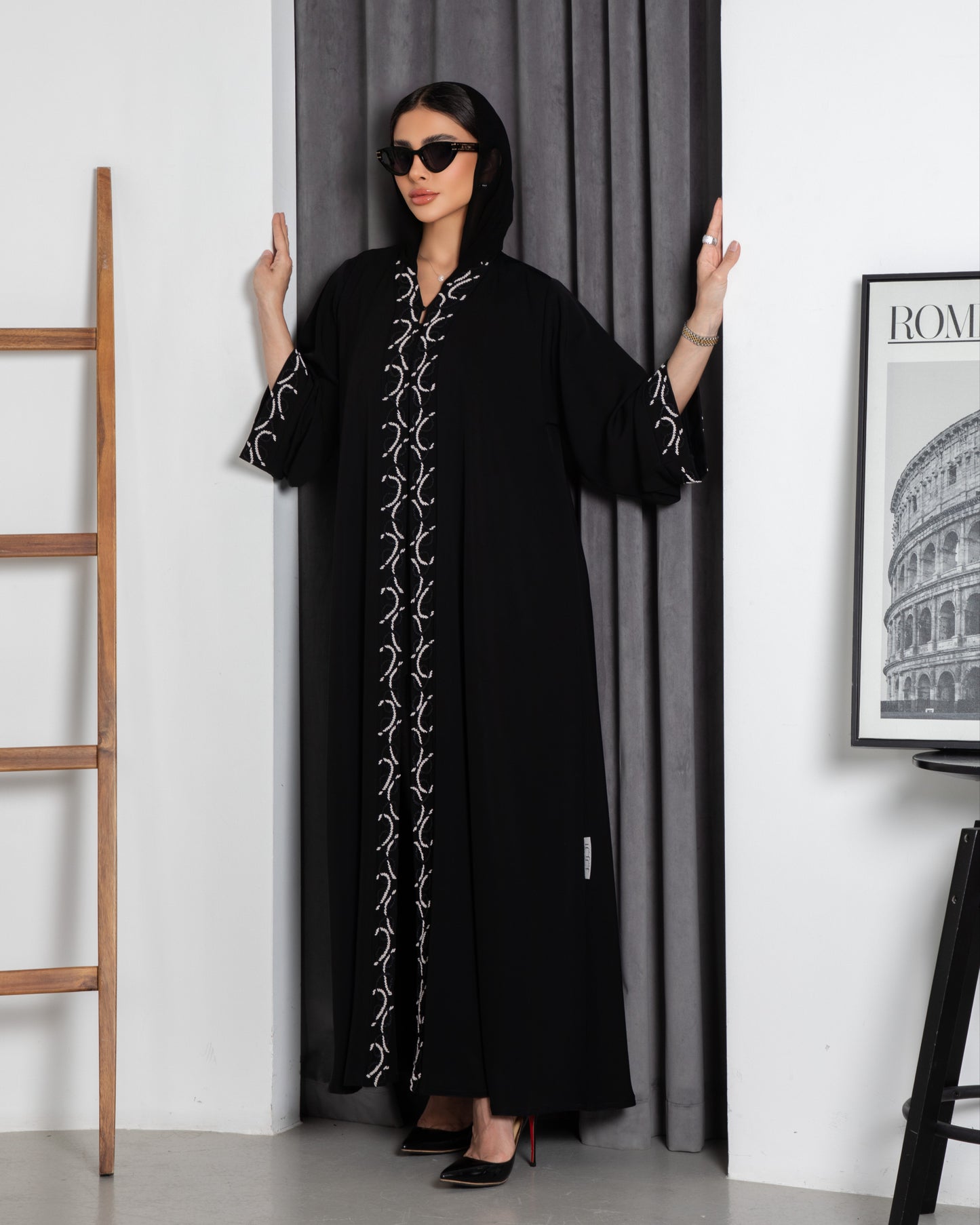 Abaya Front & Kum Shak