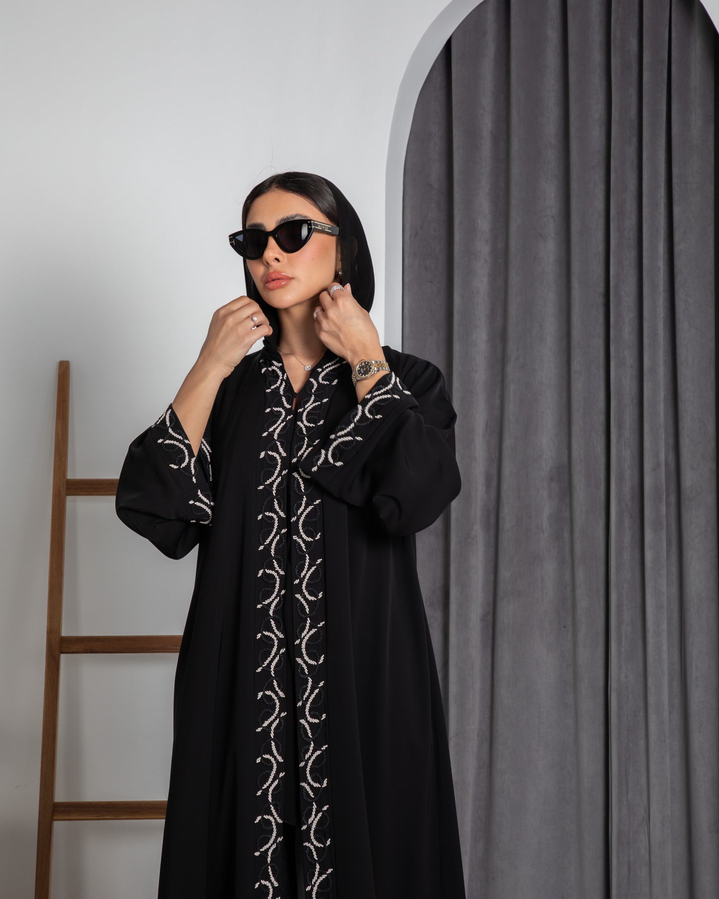 Abaya Front & Kum Shak