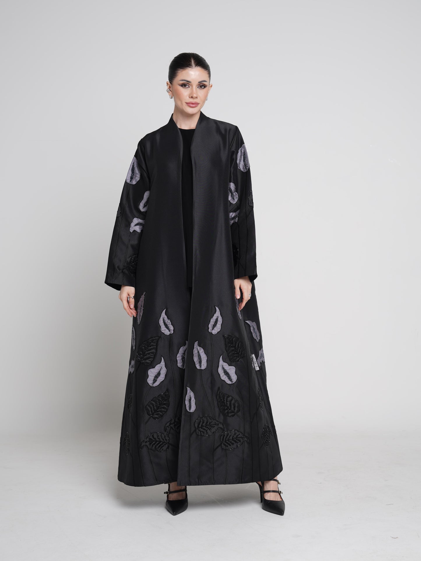 Flower Inserted Abaya