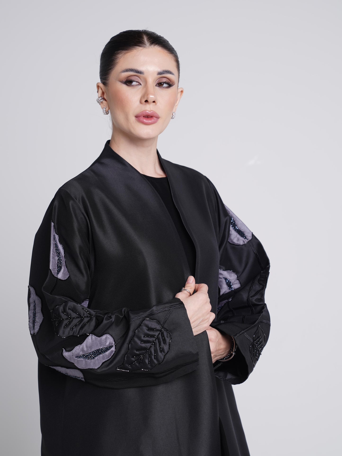 Flower Inserted Abaya