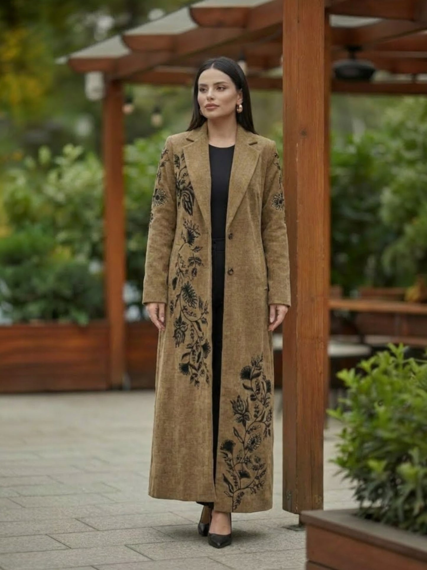 Handcrafted Shakka Abaya