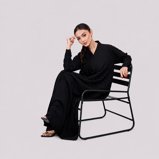 Noir Lace-Waist Abaya